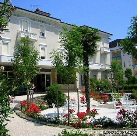 Britannia Hotel 4*