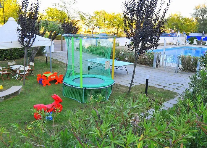 Britannia تْشيزيناتيكو