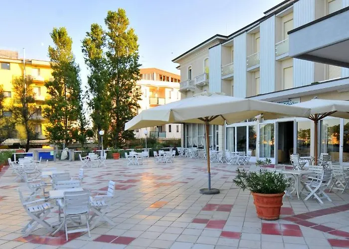 Hotel Britannia 4*