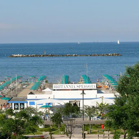 Hotel Britannia 4*