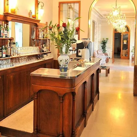 Britannia Hotel 4*
