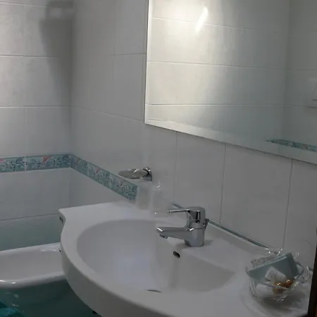 Britannia 4*
