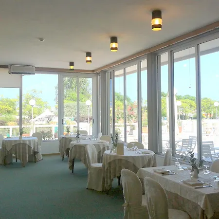 Szálloda Britannia 4*