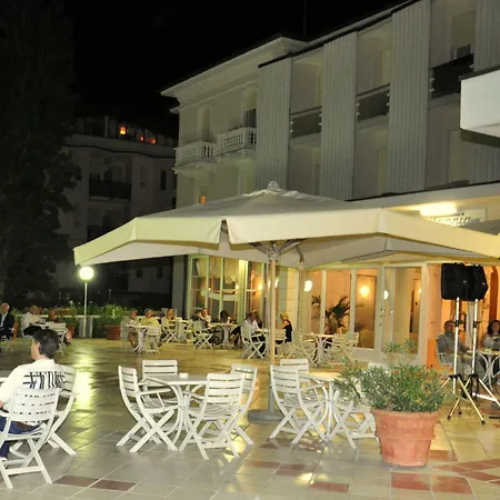 Szálloda Britannia Cesenatico