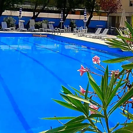 Britannia Ξενοδοχείο 4*