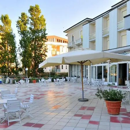 Szálloda Britannia 4*