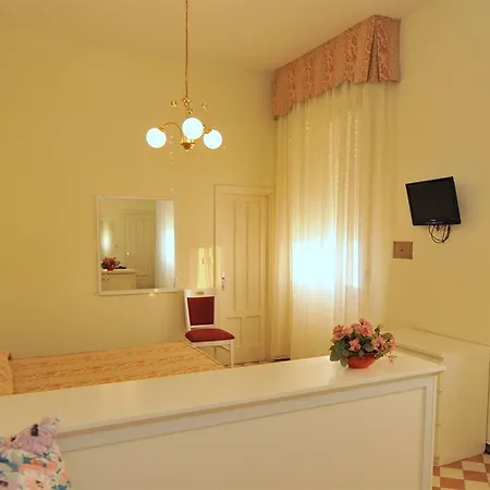 Britannia Hotel 4*
