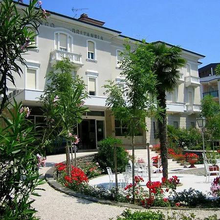 Britannia Hotel 4*