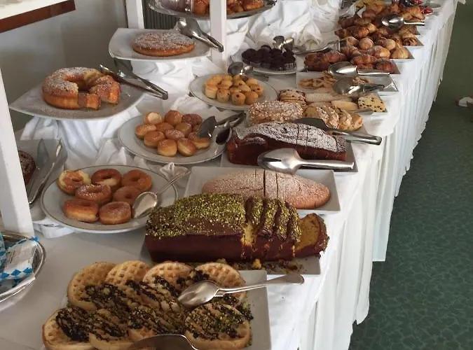 Britannia فندق تْشيزيناتيكو