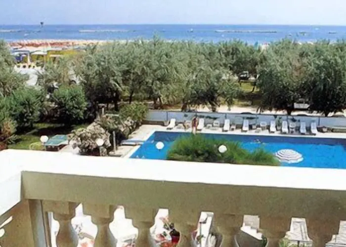 Hotel Britannia 4*