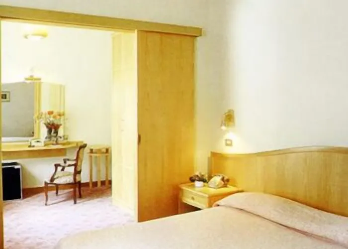 Hotel Britannia 4*